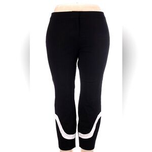*3/$25* Alfani Black & White Capri Pants